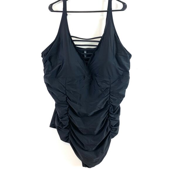 Torrid Wireless Ladder Front Ruched One Piece Swimsuit Black Size 5 - Picture 4 of 8